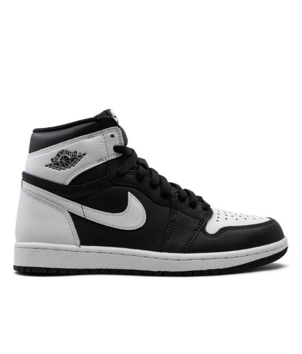 Jordan
Air Jordan 1 Retro High OG "Reverse Panda" sneakers
