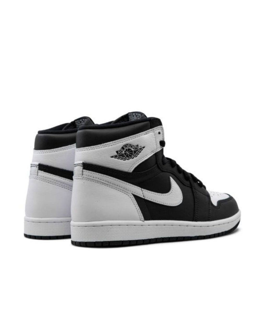 Jordan
Air Jordan 1 Retro High OG "Reverse Panda" sneakers