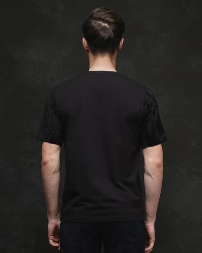 Rate Rabbit black
regular fit paisley print t shirt